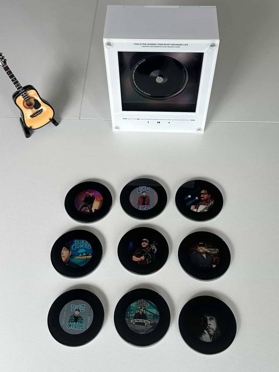 Luke C. – Music Player (9 pcs)